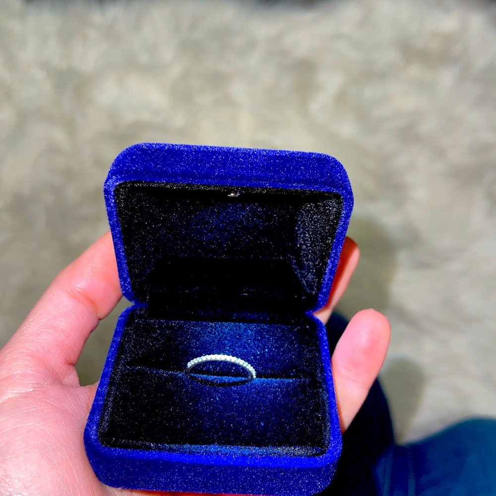 Diamond band
